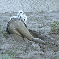FOXY: New video with bomb Yulia in mud