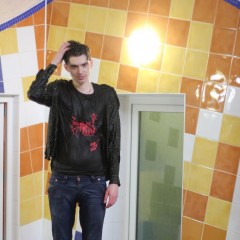 wetlookercom: New guy on wetlooker.com
