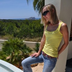 LisaMoomin: Me In Wet Jeans!