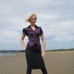 LisaMoomin: A Bit Of Muddy Office Satin Wear!