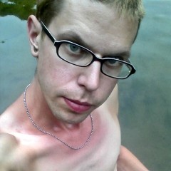 GungeMonkey: Cooling Off in Yellow Speedos