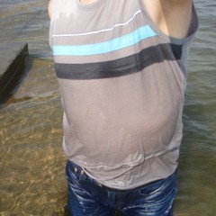 mwetm2012: Filling better in wet jeans and wet t-shirt
