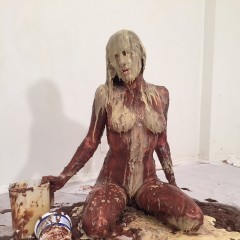 Messygirl: Behind the scene snapshots