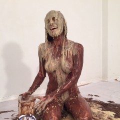 Messygirl: Behind the scene snapshots