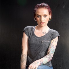 WetLookStu: Tori-Rose takes a shower