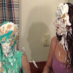 Anglefan.com: MJ and Ida's only messy collaboration!