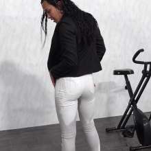 MostWam: Corrines Wet Bike Ride / Interview