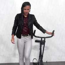 MostWam: Corrines Wet Bike Ride / Interview