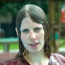 Jens German: Girlfriend wet in public outdoor pool