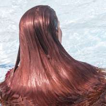 Jens German: Girlfriend wet in public outdoor pool