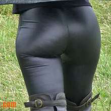 FOXY: Marion leather in mud.