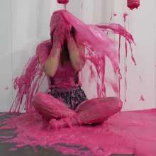 MostWam: Amber Casey Shorts Filled with Gunge Barefoot