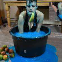 MessyCleo: Cleo plays a gungey game of apple bobbing