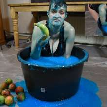 MessyCleo: Cleo plays a gungey game of apple bobbing