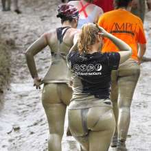 FOXY: girls having fun in the mud