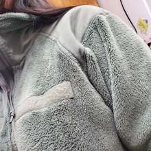 MewMew: Anyone into messy fleece jackets?  Need ideas.