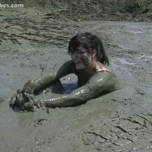 bootedbabes: Nerea--Designer Rubber Riding Boots in Deep Mud