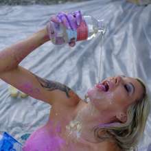 messyhot: Sober K Gets Messy for Her Very First Time