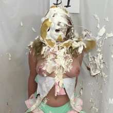 Messygirl: The Carnival Job is now on our UMD store