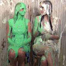 Anglefan: Kellie is back in a new slime video