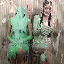 Anglefan: Kellie is back in a new slime video