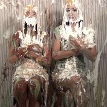 Anglefan: Kellie is back in a new slime video