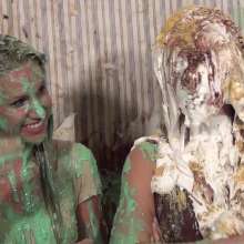 Anglefan: Two beautiful blondes getting messy together