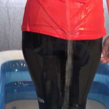 Wamtastic Jessica: Athletic Adele Goes for a Shower (includes Full Nudity)