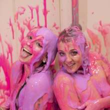 messyhot: Chikkin Shows Ari How to Slime