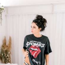 Jayce: New girl for customs!  Starting to book dates!