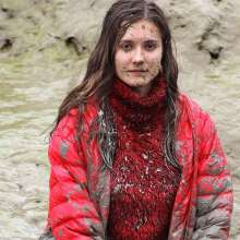 FOXY: Stellis in mud with down jacket