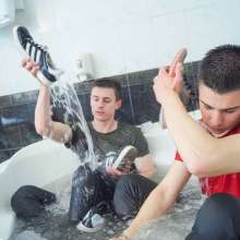 Wet Live Team: Hot and Wet Bodies of Danio and Ruslan. Are Juicy!