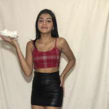 RevSlymsford: Michell Wears Crop Top / Mini Skirt Pies + Advertises Pies!