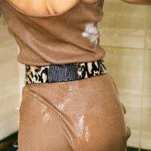 wet.look.me: Wetlook sexy girl in dress and pantyhose in bath| Wetlook.biz