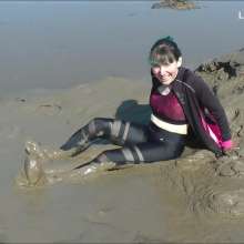 DungeonMasterOne: 3-Girl Sports Mud: Cindy, Felicity, Honeysuckle!
