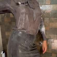 Aqua: Alejandra Makes a Shaving Foam Party