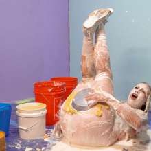 Darla DeVour: Darla's Yellow Springtime Mess and First Honey Experience