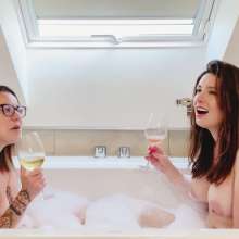 ErinMoore: Erin and Innocenthotwife Get Spunked on by Aliens!