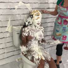 Messygirl: Flushed 2
