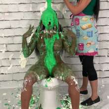 Messygirl: Flushed 2