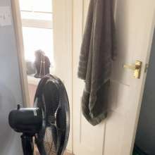 ErinMoore: Forfeit 1 : Foamed Whilst Cleaning the Shower