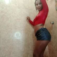 WetPlace: Mary Shower In Shorts