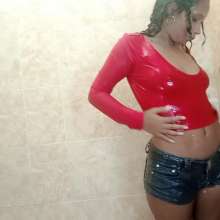 WetPlace: Mary Shower In Shorts