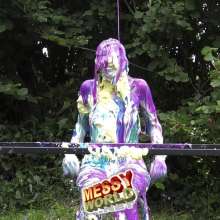 LiquidX: Elisse Newsdesk Foam and Slime from Many Angles