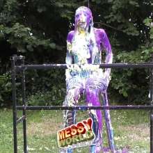 LiquidX: Elisse Newsdesk Foam and Slime from Many Angles