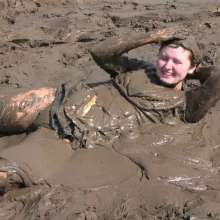 DungeonMasterOne: Miss Abigail Is The Latex Mud Maid!