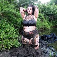 MelonieNosha: Mo Muddy Mo Problems
