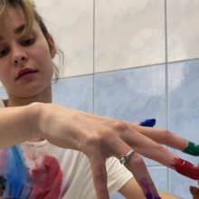 Wet Live Team: She Stained the T-shirt with Paint and Destroyed It!