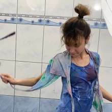 Wet Live Team: She Stained the T-shirt with Paint and Destroyed It!