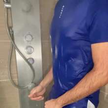 derekwam: Shower and Shaving Foam in My Soccer Clothes